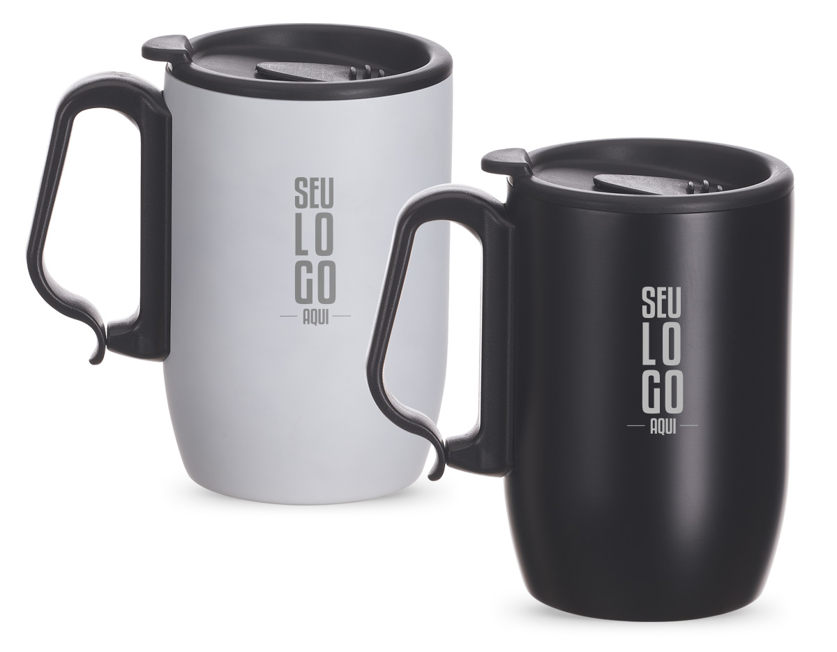 Caneca em aço inox parede dupla e   alça de mão plástica tipo mosquetão. Conserva temperatura por algumas horas. Possui tampa com vedação e base de apoio em EVA.