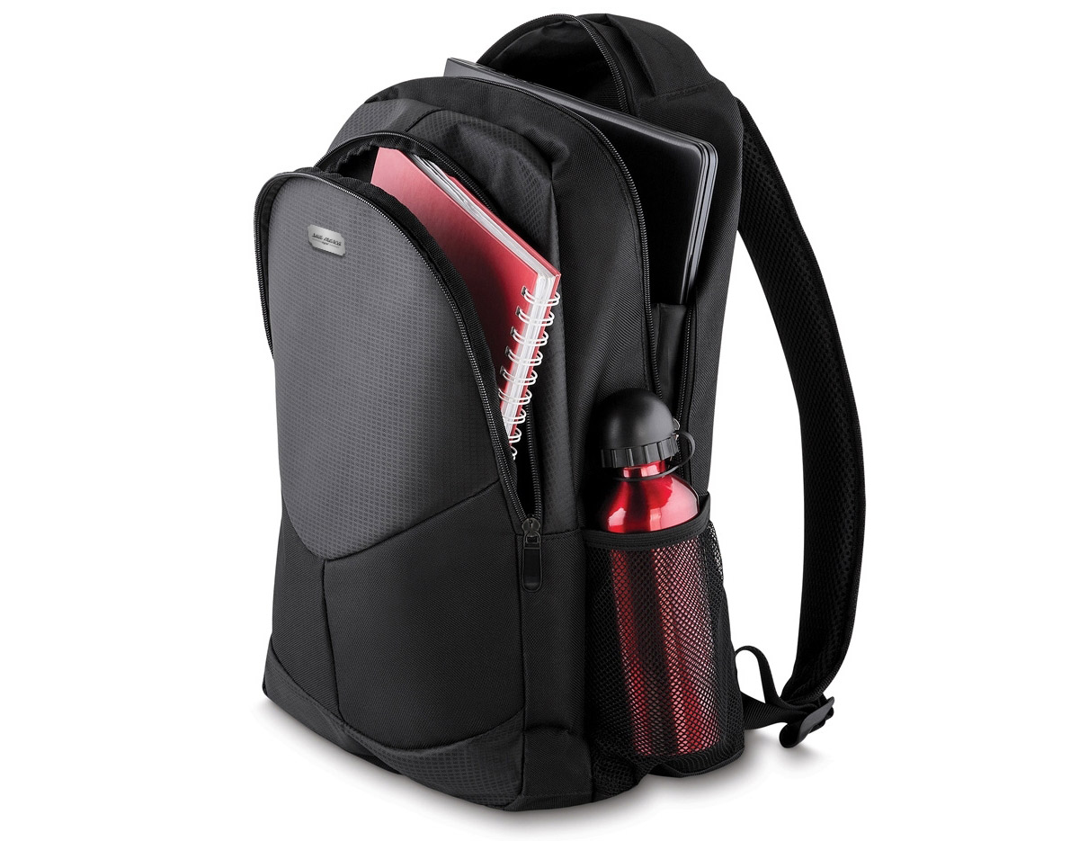 Mochila poliéster para notebook com detalhes em nylon e neoprene. Possui compartimento grande com bolso interno, compartimento médio, dois bolsos laterais de rede, alça superior e alça traseira com espuma para um maior conforto.