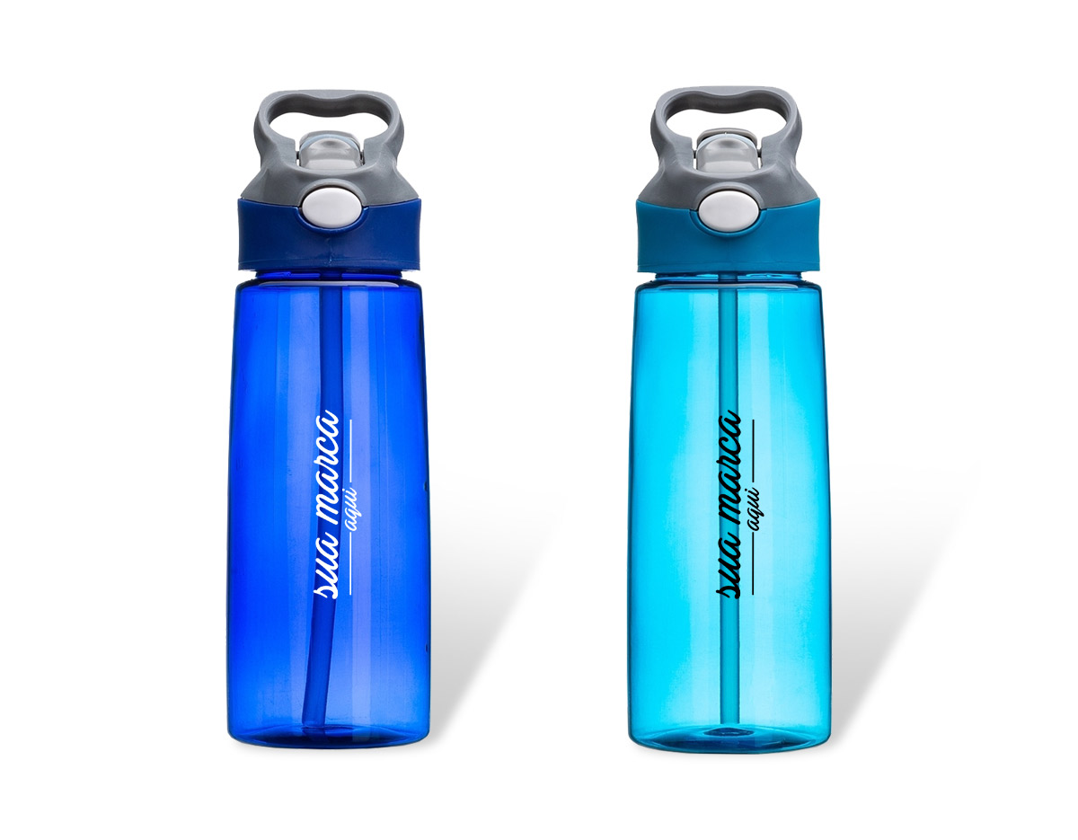 Squeeze 650ml plástico com acionador para abertura. Material plástico transparente, possui tampa rosqueável com alça e botão acionador com proteção plástica para o bico.