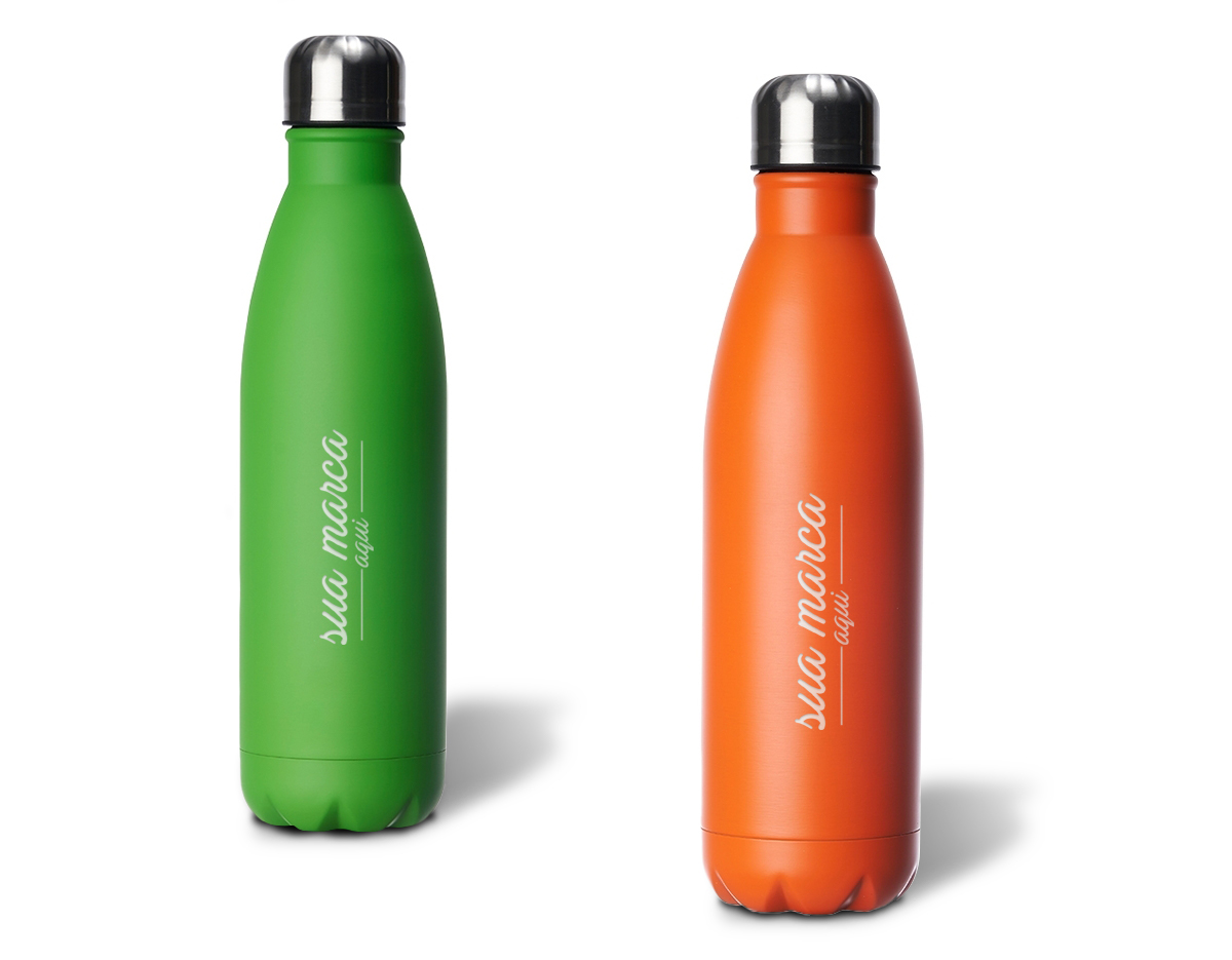 Garrafa 750ml em inox com tampa rosqueável e pintura fosca cítrica. Obs.: Não é um modelo térmico