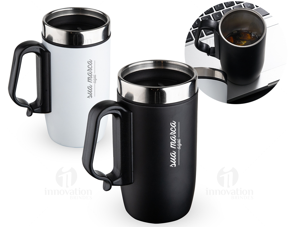 Caneca 275 ml parede dupla em Inox, com pegador de plástico, contém tampa com compartimento que ao deslizar, pode ser aberto para beber e base com EVA antiderrapante.