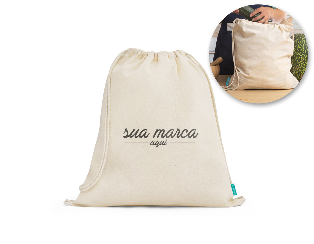 Sacola tipo mochila 100% algodão orgânico (120 g/m²) proveniente de um cultivo sustentável, sem químicos ou pesticidas. 370 x 410 mm