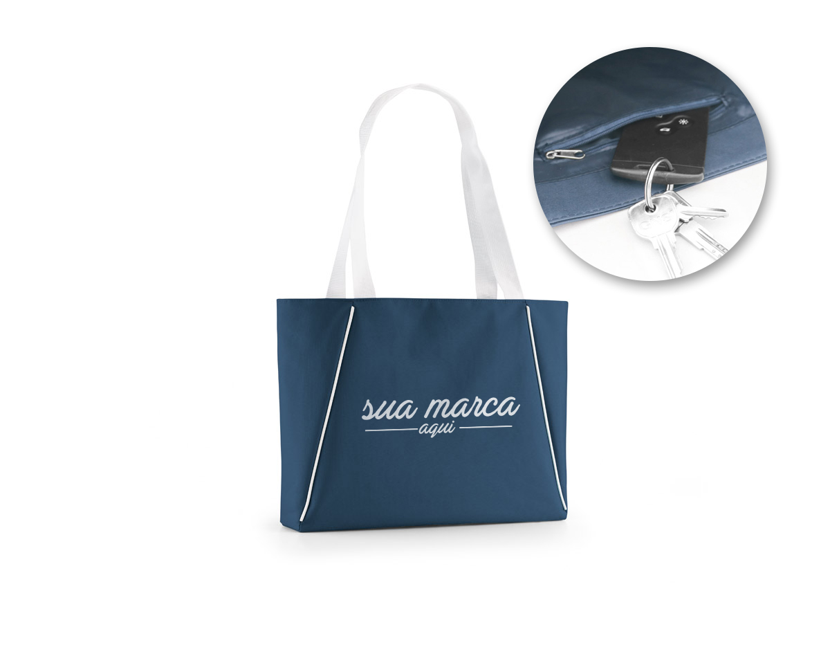 Sacola de praia em 300D com bolso interior. Alças em webbing de 70 cm. 450 x 300 x 80 mm