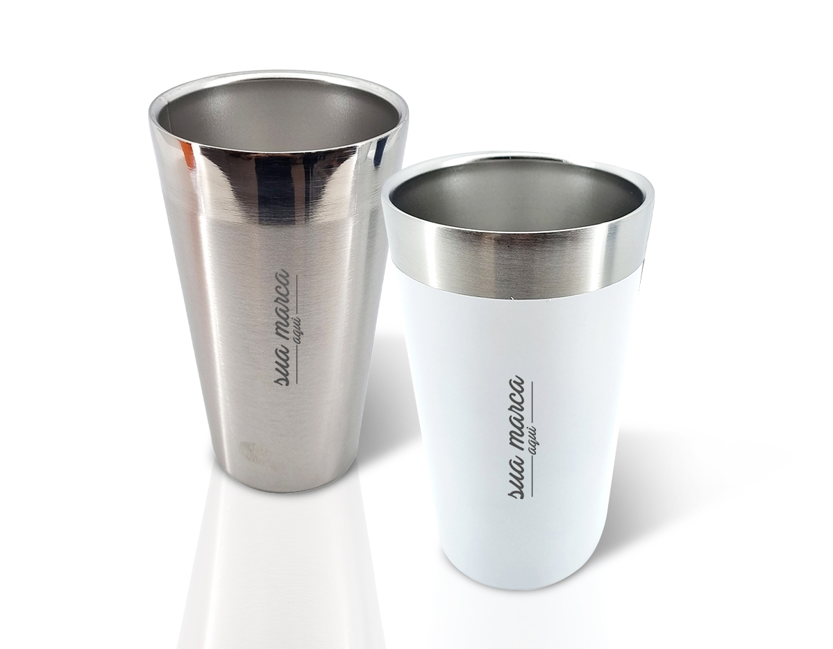 Copo térmico de inox com capacidade para 473ml. Produto livre de BPA.