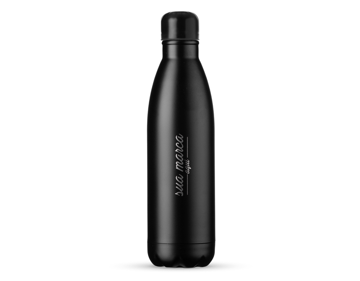 Garrafa térmica de inox com acabamento fosco, capacidade de 750ml. Contém tampa de vedação rosqueável com detalhe externo em relevo