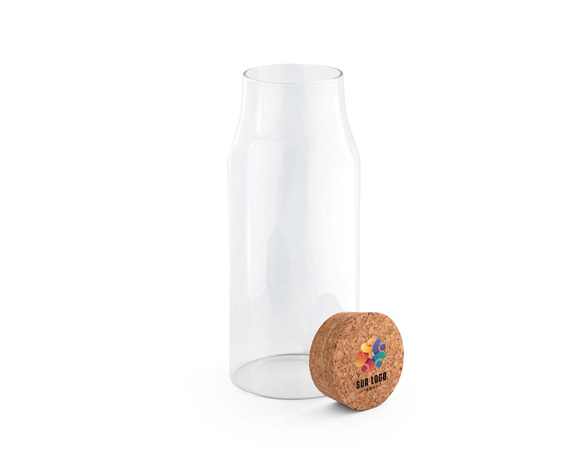 Garrafa de água para mesa em vidro borossilicato com tampa de cortiça. Capacidade até 800 mL. Fornecido em caixa presente de papel kraft reciclado. Certificação EU Food Grade.