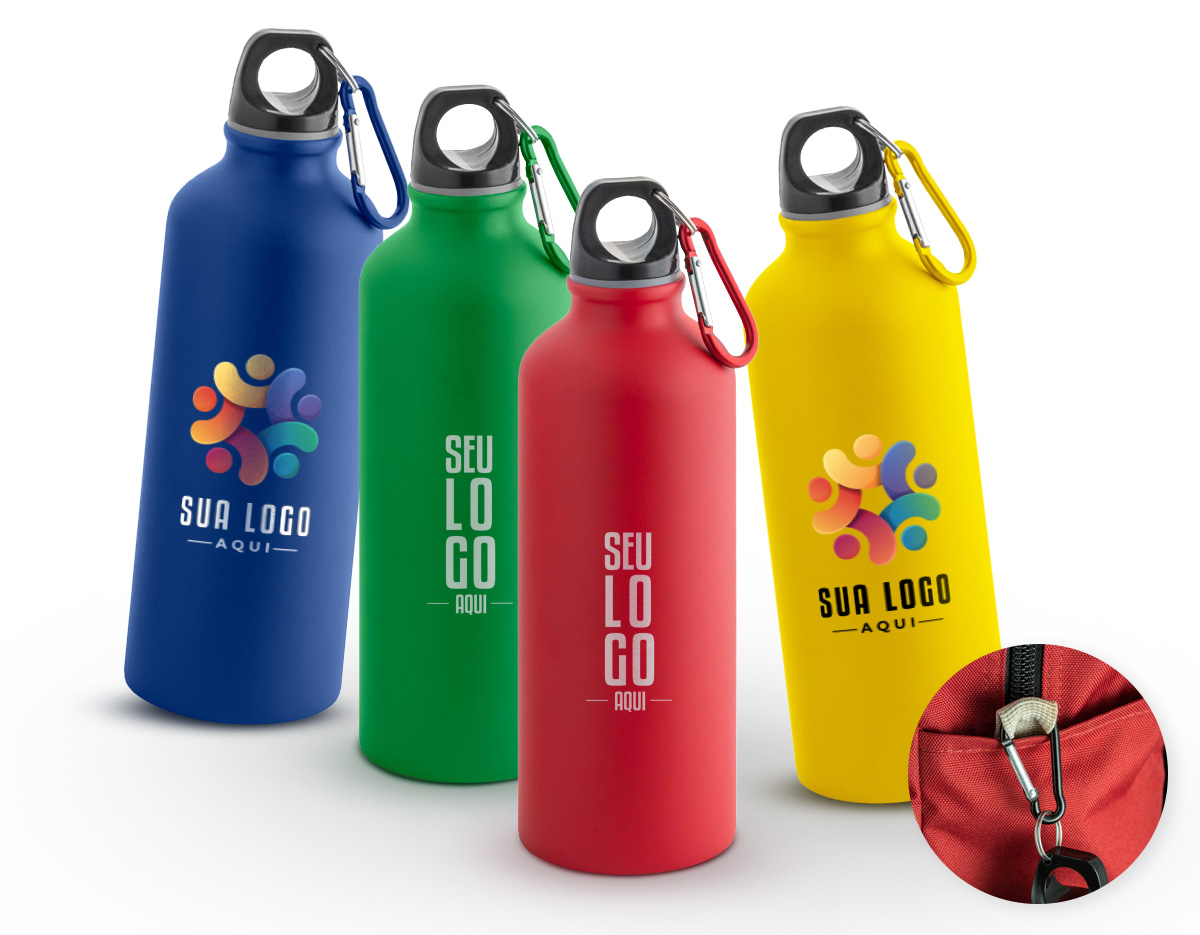 Squeeze em alumínio com acabamento mate e mosquetão para facilitar o transporte. Capacidade até 550 ml.