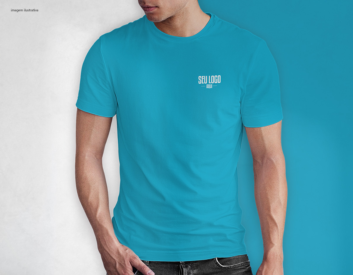 Camiseta tradicional, confeccionada em tecido meia malha, 100% algodão (165 g/m2) e com fio 30/1 misto. Com gola em ribana 1,5X1,5 com fita de reforço  e com costura dupla nas mangas, barra de fundo e laterais. Tamanhos: P, M, G, GG e XGG.