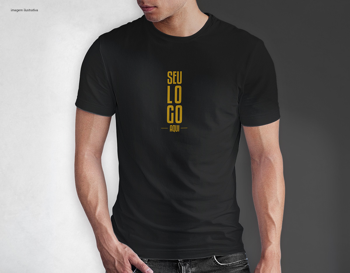 Camiseta tradicional, confeccionada em tecido meia malha, 100% algodão (165 g/m2) e com fio 30/1 misto. Com gola em ribana 1,5X1,5 com fita de reforço  e com costura dupla nas mangas, barra de fundo e laterais. Tamanhos: P, M, G, GG e XGG.