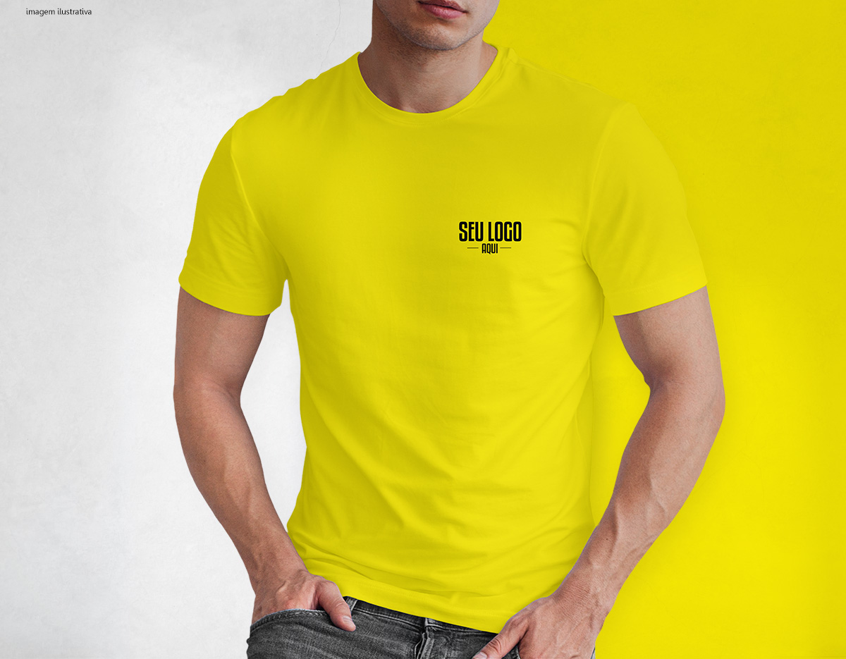 Camiseta tradicional, confeccionada em tecido meia malha, 100% algodão (135 g/m2) e com fio 30/1 misto. Com gola em ribana 1,5X1,5 com fita de reforço  e com costura dupla nas mangas, barra de fundo e laterais. Tamanhos: P, M, G e GG.