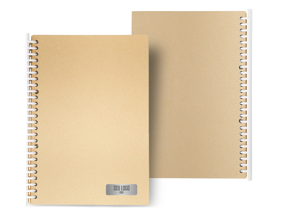 Caderno B5 com capa dura em kraft e espiral removível, contém aproximadamente 90 folhas marfim com pauta.