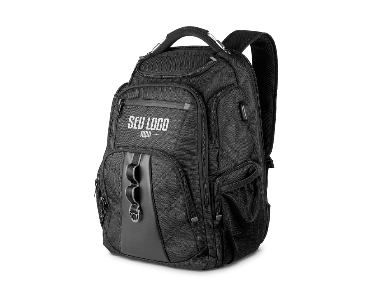 Mochila Premium para notebook em tecido poliéster.
Parte Externa:
Alça de mão com cabo de aço e pegador emborrachado.
Bolso frontal, dois bolsos laterais.
Saída para fone de ouvido e USB.
Forro de costas acolchoado.
Engate para peitoral, ideal para corridas ou caminhadas com a mochila.
Parte Interna:
Compartimento acolchoado p/ notebook.
Compartimento acolchoado p/ tablet.
Divisórias internas