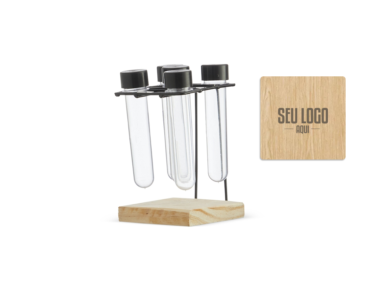 Kit porta temperos com cinco tubetes plásticos em base de madeira com estrutura metálica.