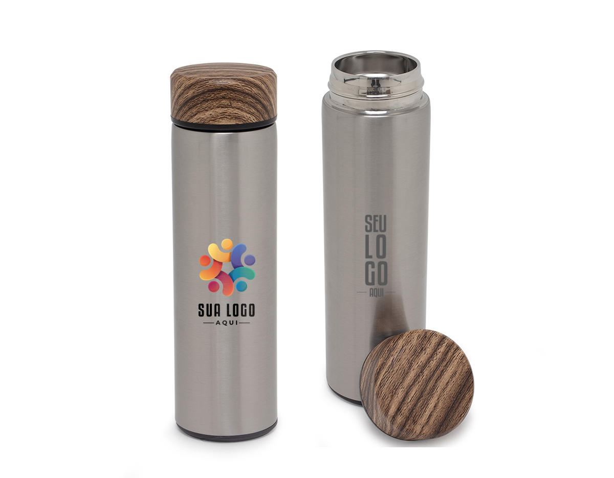 Garrafa térmica 500ml em inox com parede dupla, infusor e tampa rosqueável com detalhe em madeira.