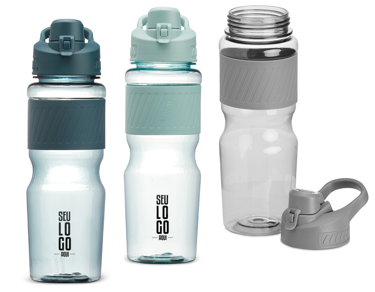 Squeeze plástico 730ml com luva emborrachada e alça para transporte. Inclui tampa de proteção com trava para o bocal, garantindo praticidade e segurança em qualquer aventura.