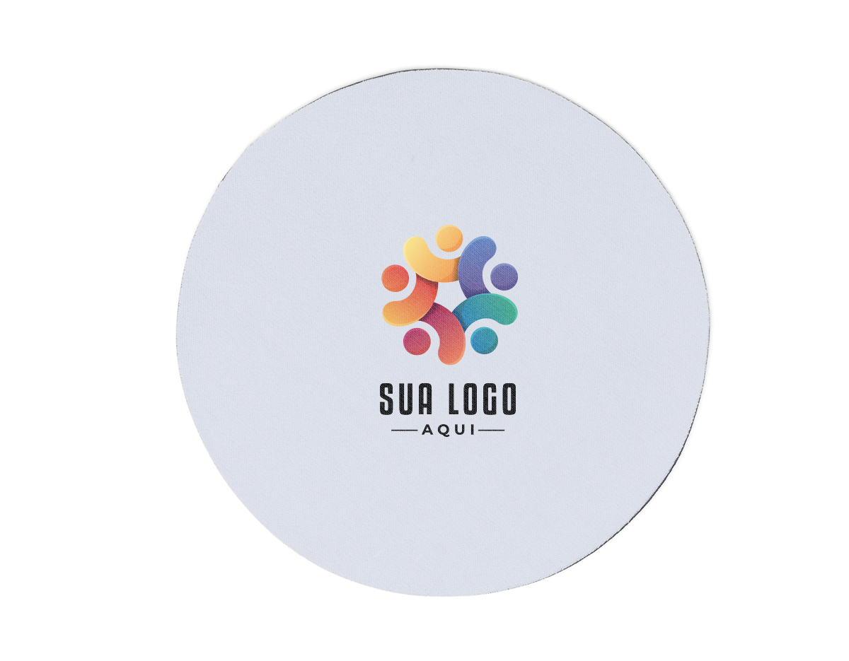 O mouse pad circular de neoprene possui parte inferior emborrachada antideslizante, garantindo estabilidade durante o uso. Ideal para proporcionar conforto e precisão ao utilizar o mouse, além de ser durável e fácil de limpar.