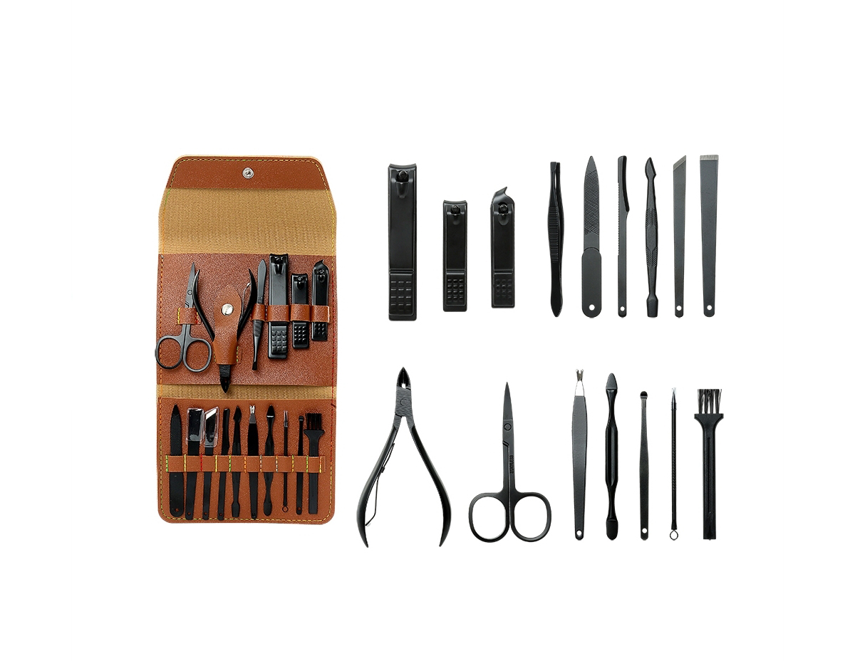 Kit manicure 16 peças em estojo de couro sintético estilo envelope, contém: tesoura, alicate de cutícula, pinça, 3 cortadores de unha, lixa, espátula dupla para limpeza das unhas, empurrador de cutícula, 2 bisturis, raspador, removedor de cutícula, palito de unha, espátula para ouvido e pincel.