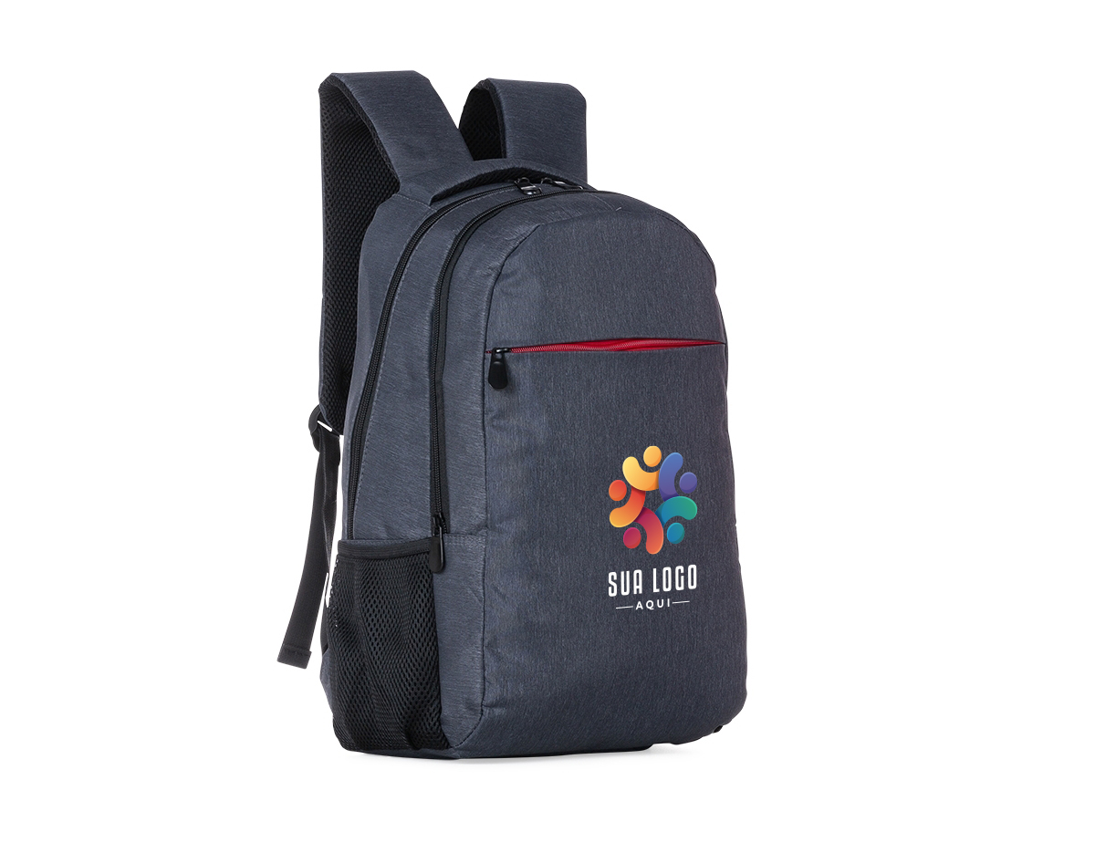 Mochila confeccionada em poliéster com compartimento para notebook até 15,6 polegadas. Contém compartimento grande, compartimento mediano com divisórias e bolso telado, compartimento frontal e bolsos laterais em malha. Alça de mão com revestimento espumado, alças para as costas ajustáveis e com revestimento espumado.