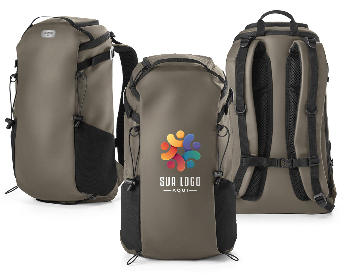 Mochila estilo hiking para utilização diária em ambientes urbanos, esportes ou desportos ao ar livre. O design funcional aliado à qualidade e resistência dos materiais fazem desta mochila um produto único. Composta por 600D poliéster reciclado (100% rPET) com revestimento resistente à água. A mochila tem compartimento posterior totalmente almofadado para notebook até 14” e compartimento principal com bolso multifunções em 210D poliéster reciclado (100% rPET). Bolsos laterais em tela mesh e bolso superior com zíper. Possui características particulares como presilhas multifuncionais, correias para controlo do peso, cinta peitoral. Capacidade até 18 L. 280 x 455 x 160 mm