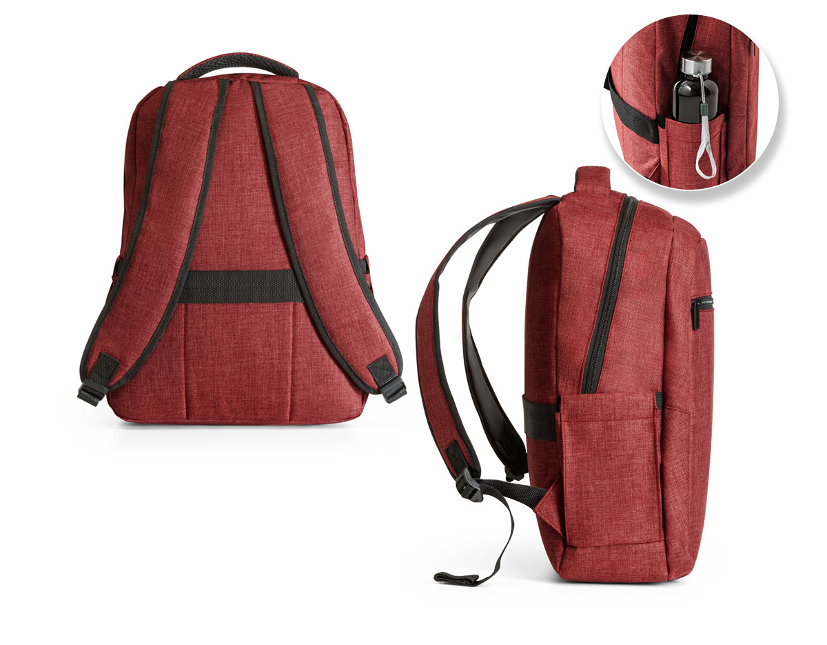Mochila para notebook em 600D de alta densidade com compartimento principal para notebook até 15". Contém bolsos laterais em tela e um bolso frontal com zíper. Parte posterior e alças almofadadas que incorporam alça para trolley em caso de necessidade. Elemento refletor na parte frontal da mochila. Capacidade até 17 L. 320 x 420 x 150 mm