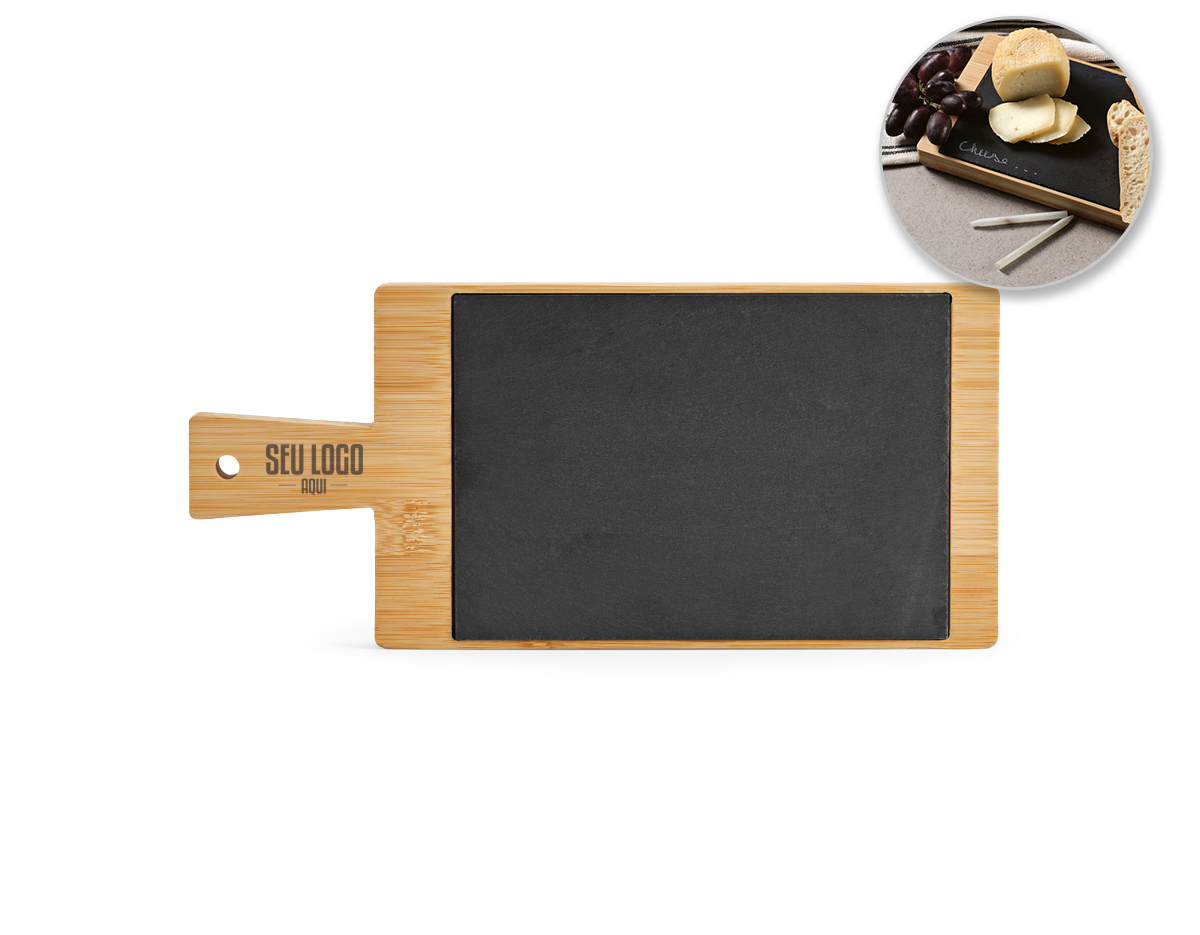 Quadro em bambu com ardósia e 2 gizes inclusos. Contém pega incorporada para facilitar o transporte. Fornecido em caixa presente de papel kraft. A cor e o resultado da impressão nos materiais naturais pode variar entre produtos. 330 x 150 x 20 mm