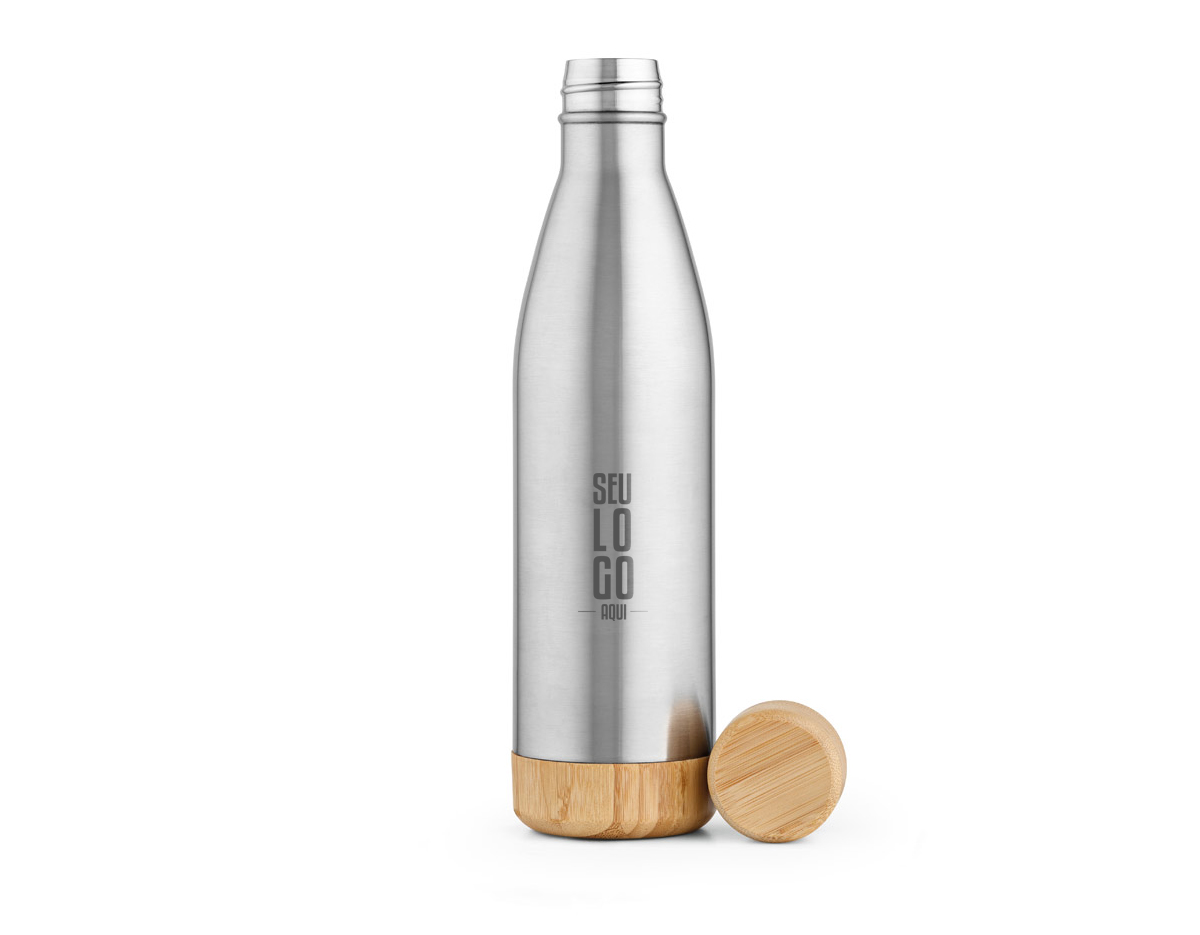 Garrafa em aço inox (90% reciclado) de parede dupla térmica, isolada a vácuo. Com tampa e base em bambu. Capacidade até 800 mL. Fornecido em caixa presente de papel kraft. Certificação EU Food Grade. A cor e o resultado da impressão nos materiais naturais pode variar entre produtos. ø80 x 312 mm