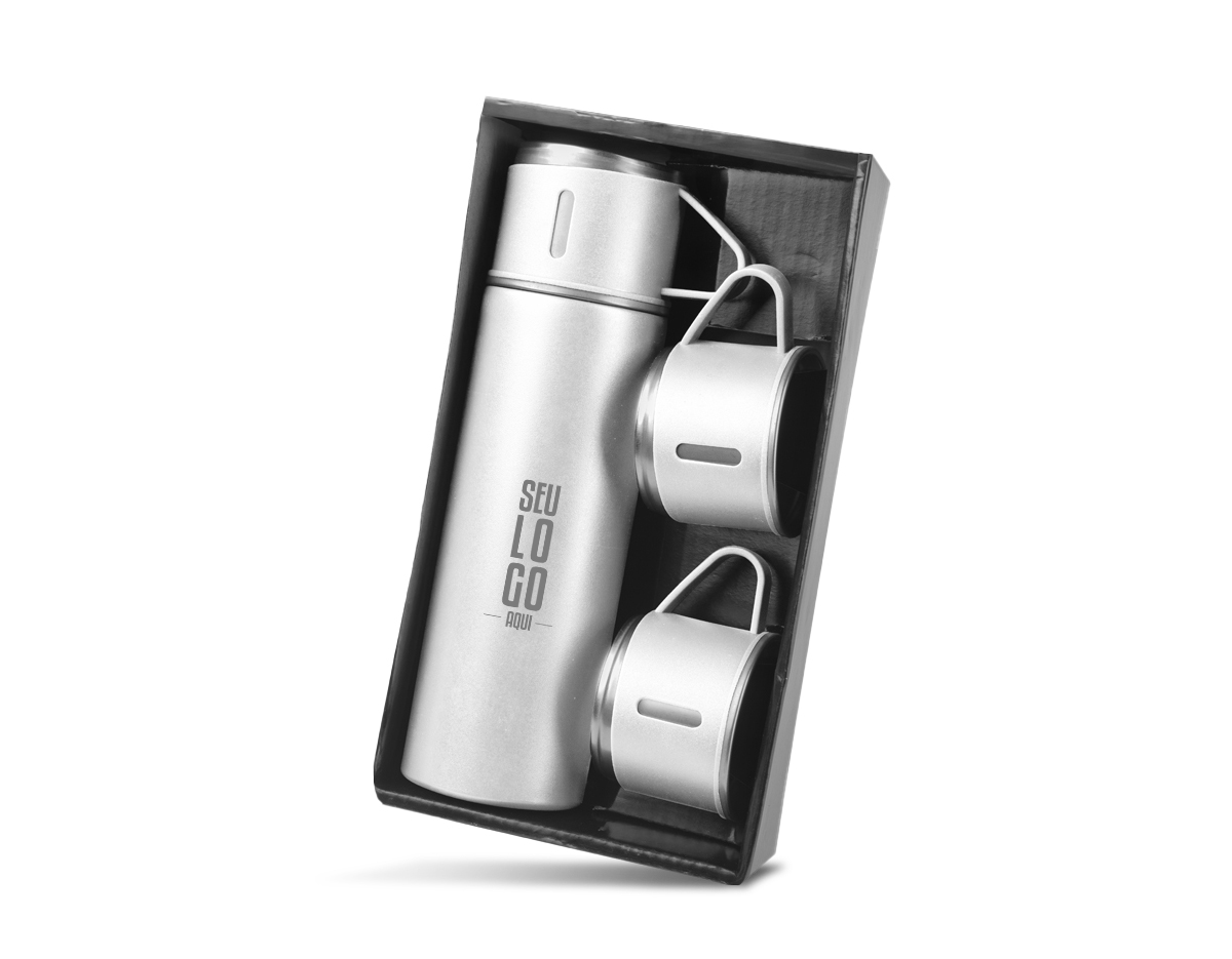 Garrafa térmica em aço inox com capacidade de até 500ml.  Acompanha 3 copos térmicos, um deles já acoplado na garrafa, como tampa.