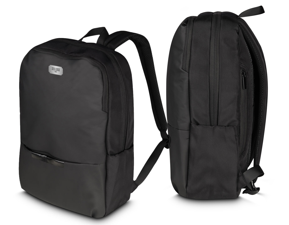 Mochila para notebook em tecido poliéster e detalhe em PU, compartimento interno para notebook de até 15,6", engate para mala de viagem, dois bolsos laterais e bolso frontal com zíper.