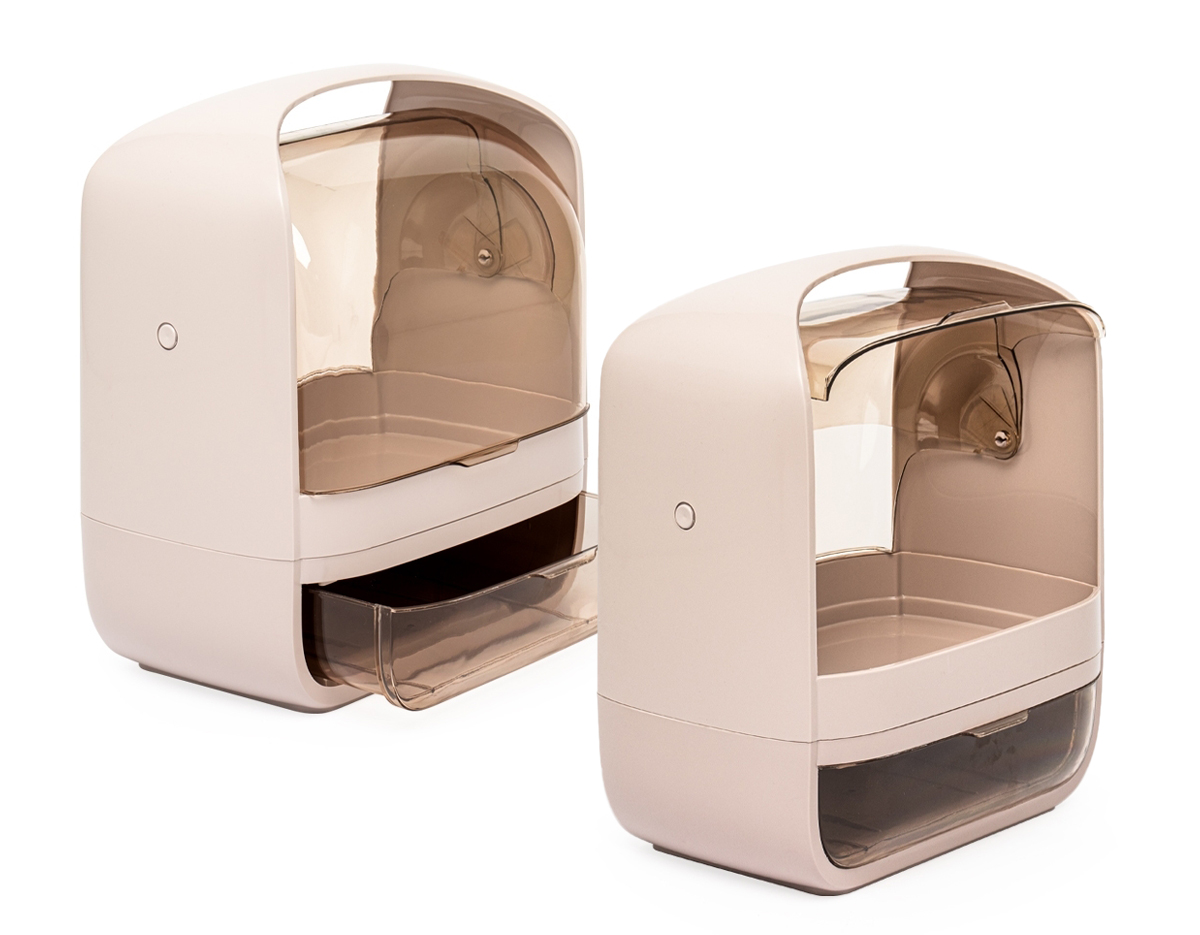 Caixa Organizadora de O segredo para manter os cosméticos organizados e seguros! A caixa organizadora para maquiagens e cosméticos é prática e eficiente. Feita em plástico resistente com tampas de acrílico, ela protege os itens contra poeira e umidade, garantindo que tudo fique sempre seguro e preservado. Com um compartimento principal espaçoso e uma gaveta extra, é possível armazenar tudo de forma organizada. Além disso, a alça de transporte facilita levar a caixa para qualquer lugar, transformando qualquer ambiente no espaço perfeito para a rotina de beleza.