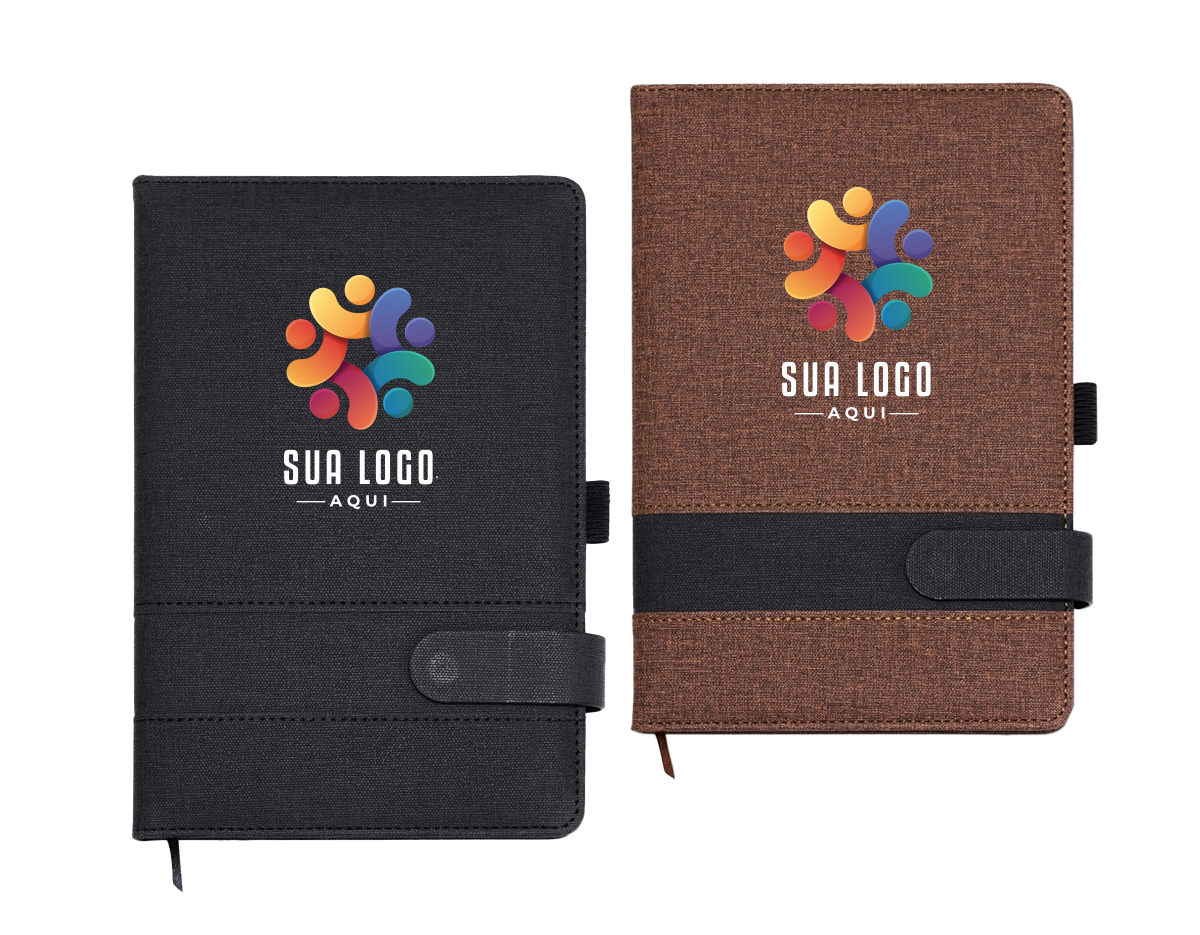 Seja para escrever compromissos do dia ou fazer planejamentos, nossa caderneta é excelente para dias repletos de anotações. Com capa de linho, ela oferece um toque de sofisticação para suas 94 folhas pautadas. O fechamento magnético garante que tudo fique seguro, e o suporte para caneta deixa nossa caderneta ainda mais acessível e organizada. Para completar, conta com marcador de páginas, evitando perda de tempo ao procurar onde parou. É a escolha perfeita para as anotações diárias.