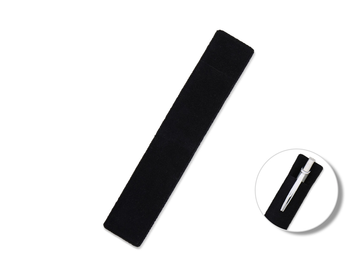 Estojo minimalista, inteiramente de veludo. Com espaço único para guardar uma caneta, um lápis ou somente uma lapiseira. Obs.: Não acompanha caneta.