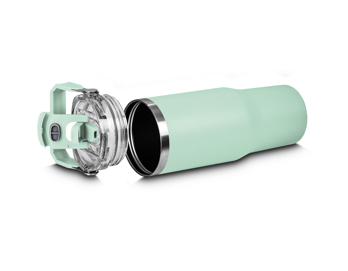 Garrafa térmica em aço inox com parede dupla com capacidade de até 950ml,tampa rosqueável com alça em plástico, permite-se hidratar por canudo ou bico,com e anel de silicone para vedação.