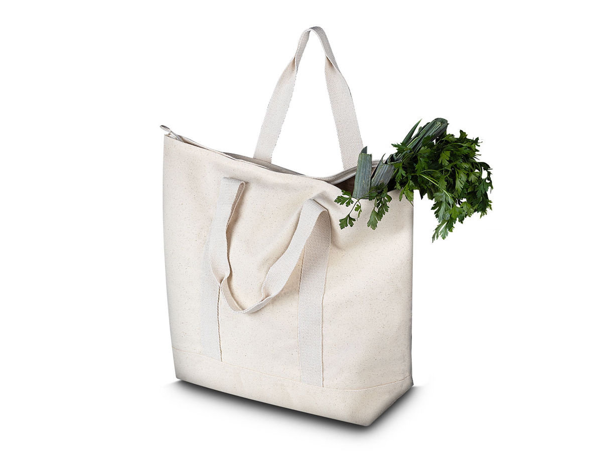 Sacola confeccionada em algodão cru de 450g/m², garantindo alta resistência e durabilidade. Possui alça reforçada para transporte, sendo ideal para carregar objetos pesados com praticidade e segurança.