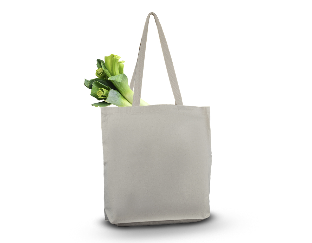 Sacola em algodão cru de 180g/m², leve e reutilizável. Ideal para uso diário, oferece praticidade no transporte de objetos com um toque sustentável.