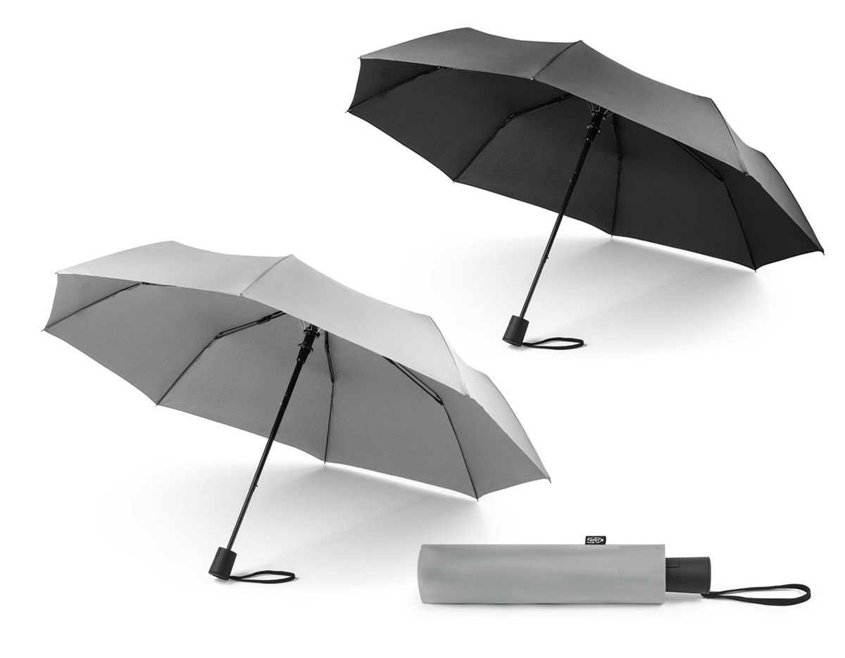 Guarda-chuva em poliéster 100% reciclado 190T pongee, com varetas em fibra de vidro e pega em PP. O guarda-chuva, dobrável em 3 secções, tem abertura automática e é à prova de vento.