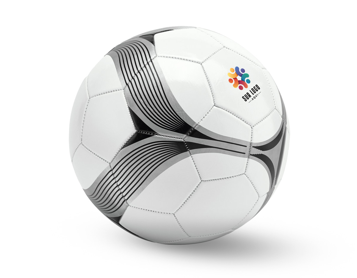 Bola de futebol em PVC, com design em linhas prateadas e pretas. Produto certificado conforme a portaria Inmetro nº 302 de 12/Jul/2021, garantindo qualidade e segurança. Tamanho 5, ideal para partidas e treinos.