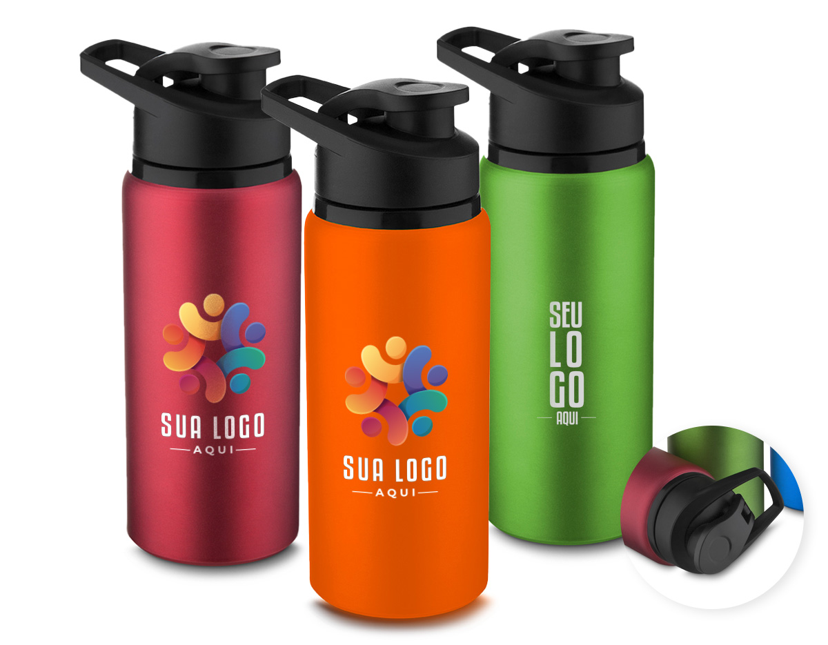 Garrafa de alumínio com capacidade de até 650ml. Tampa rosqueável em plástico e alça para transporte em plástico. Bico com tampa vedada de acesso rápido.