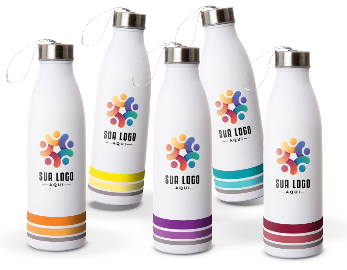 Garrafa de inox com capacidade de 750 mL, ideal para manter sua hidratação em qualquer lugar. Possui tampa rosqueável que garante vedação segura e alça de nylon embutida, oferecendo praticidade no transporte. Com design moderno e construção durável, é perfeita para o dia a dia, atividades físicas ou aventuras ao ar livre.