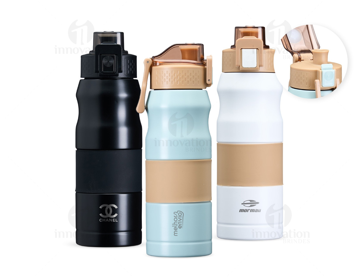 A squeeze térmica que vai te acompanhar em todos os momentos! Com 450ml de capacidade, ela é feita em inox SUS 304, trazendo resistência e praticidade para o dia a dia. A tampa rosqueável plástica com trava garante aquele toque de segurança, e a alça flexível facilita o transporte para qualquer lugar. Além disso, conta com um detalhe emborrachado removível, oferecendo uma pegada firme. Leve, prática e cheia de estilo para uma hidratação com muito mais conforto!