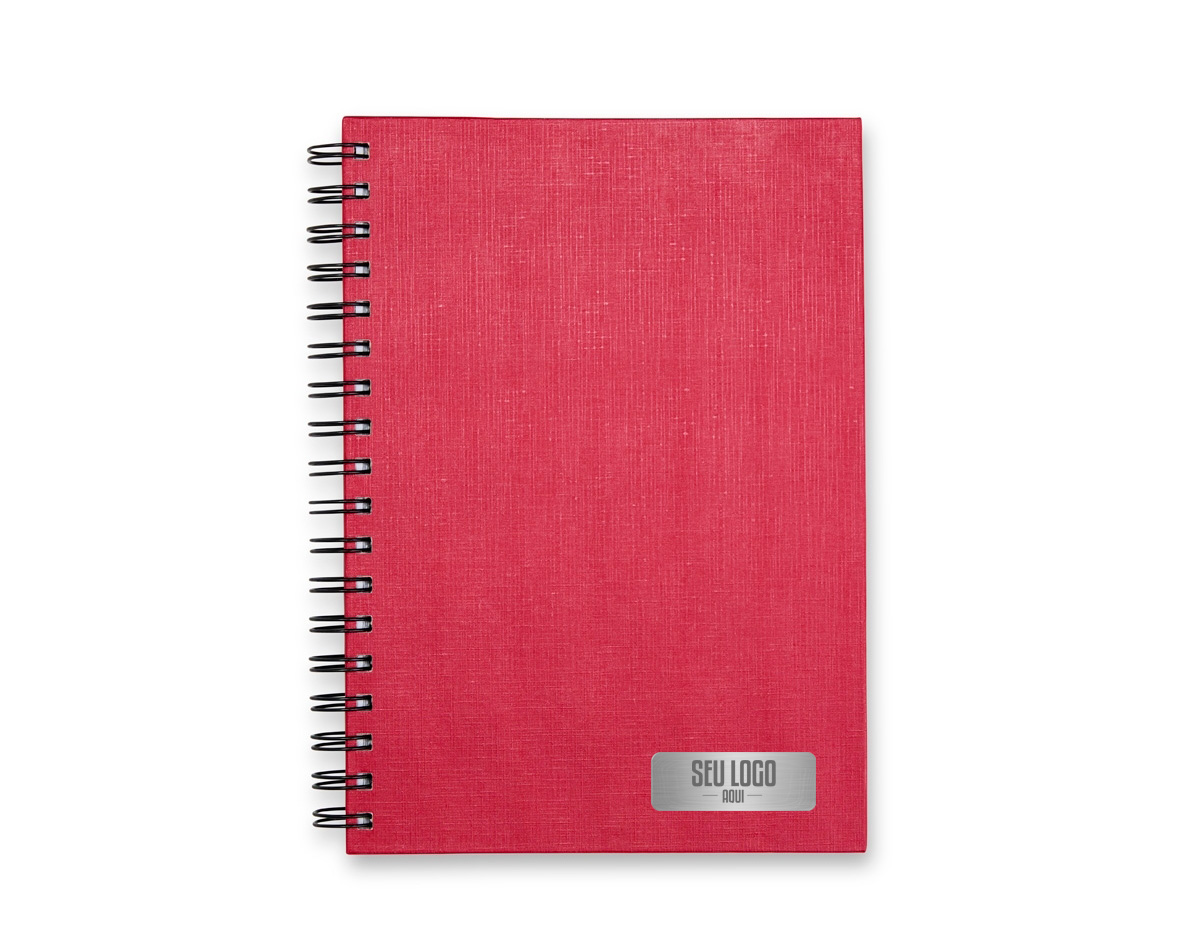 Caderno com capa dura em linho e espiral metálica. Possui cerca de 101 folhas: 1 de guarda, 1 com calendários de 2024 a 2026, 6 para planejamento anual, 87 pautadas, 5 quadriculadas e 1 para contatos. Design funcional e estrutura versátil, ideal para uso diário.