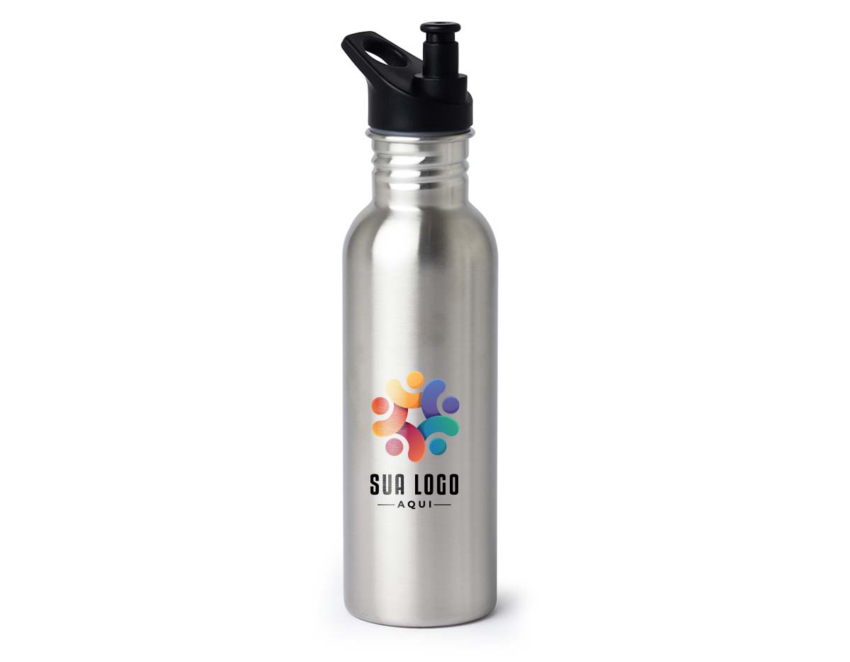 Squeeze em inox com capacidade de 700ml, ideal para hidratação no dia a dia ou atividades físicas. Conta com tampa rosqueável, bico plástico para facilitar o consumo e alça integrada que oferece praticidade no transporte. Resistente, durável e com design moderno, é uma excelente opção de brinde ou uso pessoal.  Deseja incluir alguma informação sobre cores ou personalização?