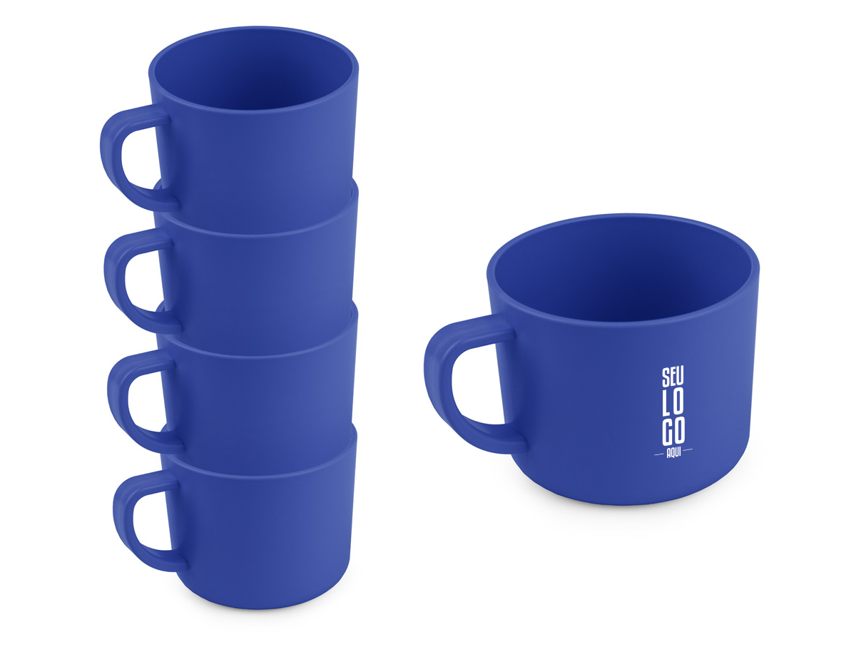 Conjunto com 4 xícaras confeccionadas em plástico RPET, todas na mesma cor, com design prático e funcional. Cada xícara possui capacidade para até 200 ml e é segura para uso em micro-ondas, oferecendo praticidade no dia a dia. Sustentáveis e reutilizáveis, são ideais para uso doméstico, corporativo ou em eventos.