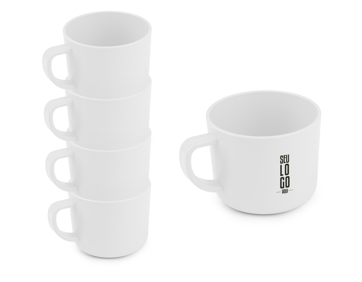 Conjunto com 4 xícaras confeccionadas em plástico RPET, todas na mesma cor, com design prático e funcional. Cada xícara possui capacidade para até 200 ml e é segura para uso em micro-ondas, oferecendo praticidade no dia a dia. Sustentáveis e reutilizáveis, são ideais para uso doméstico, corporativo ou em eventos.