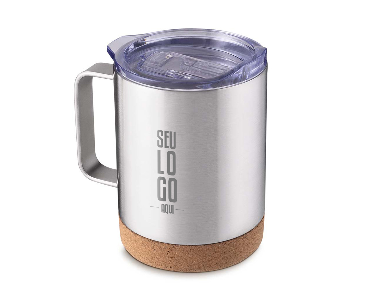 Caneca térmica em aço inox brilhante com capacidade de 350 ml. Possui parede dupla isolada a vácuo, tampa plástica com anel de silicone, alça lateral em inox na cor do produto e base em cortiç