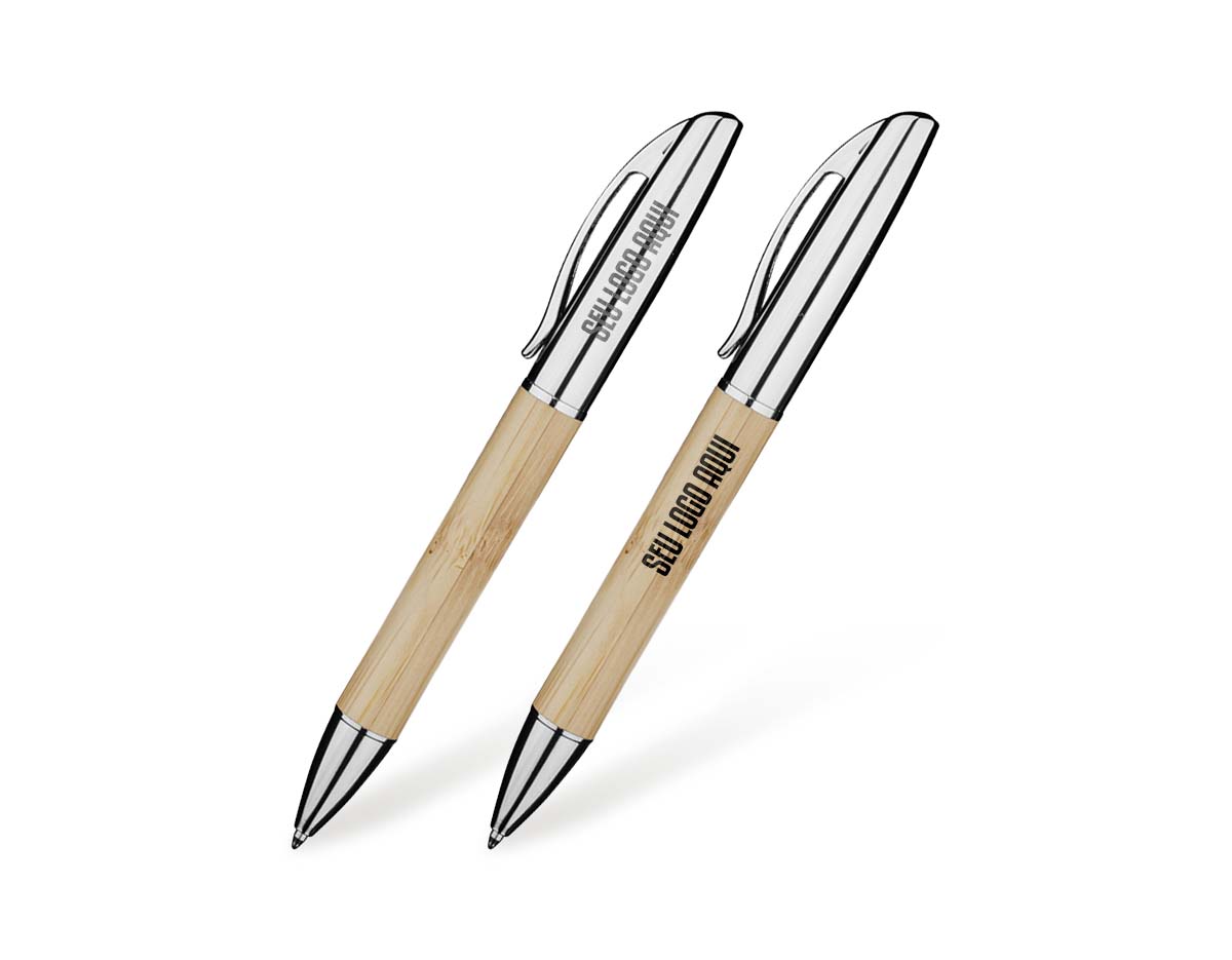 Caneta com corpo em bambu e detalhes em metal, que une sustentabilidade, elegância e resistência. Possui escrita suave, ideal para uso diário, brindes ou ações promocionais. Seu design ecológico transmite cuidado com o meio ambiente, sendo uma excelente opção para valorizar sua marca de forma consciente.