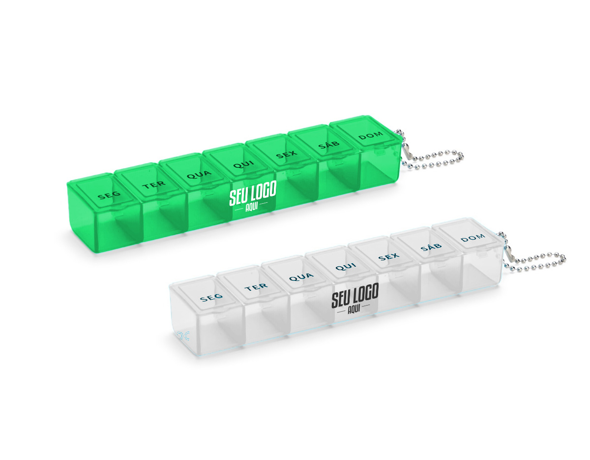 Este porta comprimidos ideal para ajudar a organizar uma rotina de cuidados com a saúde. Feito em plástico, o porta comprimidos contém sete divisórias com capacidade de até 10 ml. cada compartimento é marcada com o nome de um dia da semana abreviado, tudo para facilitar a separação precisa de medicamentos para uso de forma contínua. Além disso, acompanha uma corrente de bolinhas para encaixar no porta comprimidos e pendurá-lo em um chaveiro ou alça.