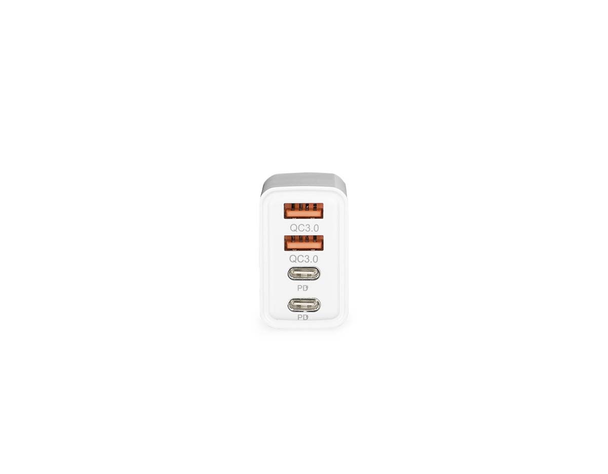 Carregador compacto em plástico com quatro portas USB, sendo duas USB-A com tecnologia de carregamento rápido QC 3.0 e duas USB-C. Permite recarregar até quatro dispositivos compatíveis ao mesmo tempo. Design prático, ideal para uso simultâneo. Não acompanha cabo USB