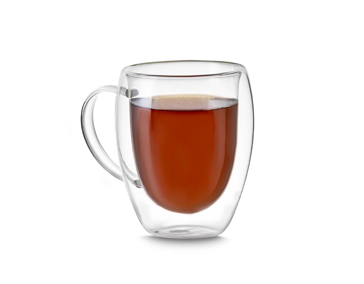 Caneca de vidro borossilicato com parede dupla, resistente a choques térmicos. Design elegante que mantém a temperatura da bebida por mais tempo, sem queimar as mãos. Ideal para bebidas quentes ou frias, possui capacidade de até 350ml. Transparente, moderna e perfeita para uso no dia a dia ou como brinde corporativo.