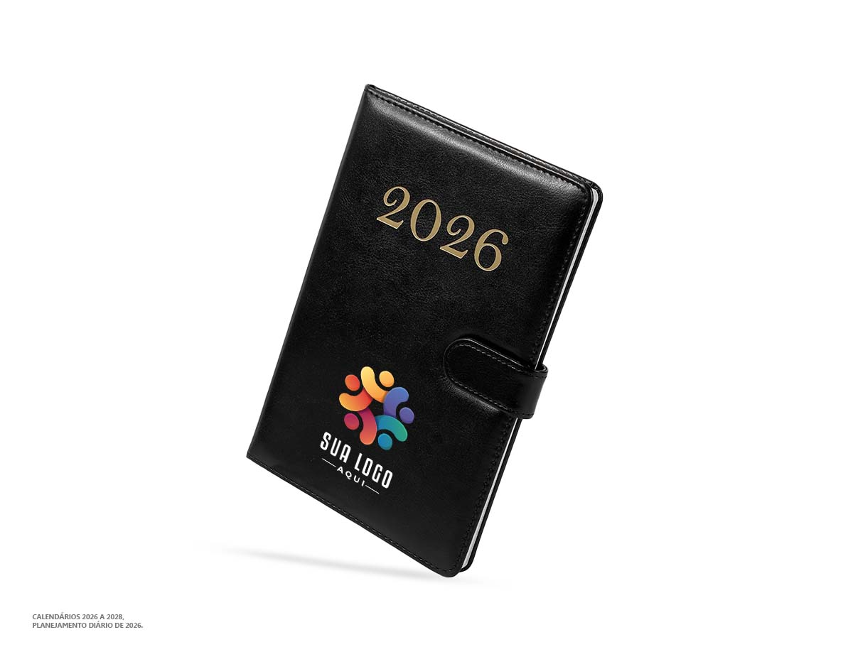 Agenda semanal com capa em poliuretano (PU) e fecho magnético. Inclui páginas para dados pessoais, calendários de 2026 a 2028, planejamento diário para o ano de 2026 e lista de códigos DDI. Ideal para organização e consulta rápida ao longo do ano.
