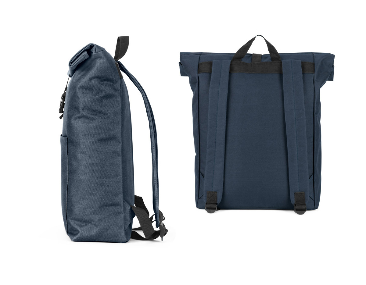 Mochila "Roll-top" para notebook em 600D e forro em 210D. Possui um compartimento principal espaçoso para notebook até 17.3", com fecho de enrolar no topo. Bolso frontal com zíper.